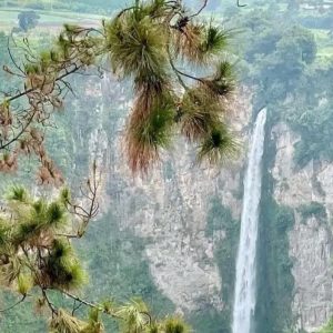 Air Terjun Sipiso Piso dan Hotel Menarik di Sekitarnya Air Terjun Sipiso Piso dan Hotel Menarik di Sekitarnya