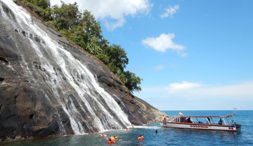 Pantai Pandan Sibolga Surga Tersembunyi Di Sumatera