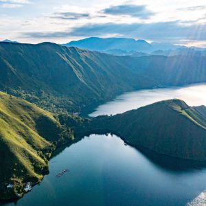 Keindahan Danau Toba yang Menakjubkan dan Memikat Keindahan Danau Toba yang Menakjubkan dan Memikat