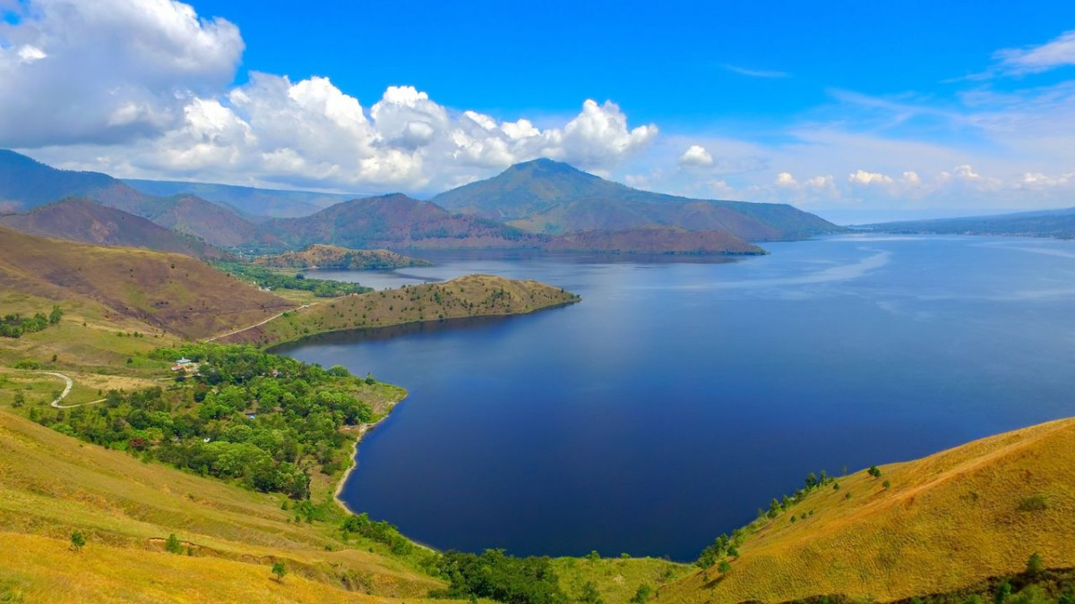 6 Fakta Menakjubkan Danau Toba, Danau Vulkanik Terbesar di Dunia 6 Fakta Menakjubkan Danau Toba, Danau Vulkanik Terbesar di Dunia