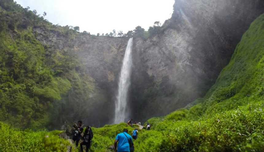 Air Terjun Sipiso Piso Tongging Keajaiban Alam Terindah Air Terjun Sipiso Piso Tongging Keajaiban Alam Terindah