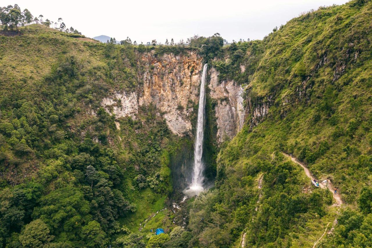 9 Objek Wisata Sumatera Utara Paling Hits | Joglo Wisata 9 Objek Wisata Sumatera Utara Paling Hits | Joglo Wisata
